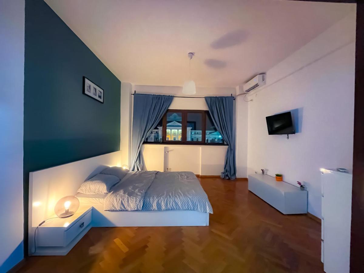 Km 0 And The Best View 2Bdr Apartment In Bucarest Extérieur photo